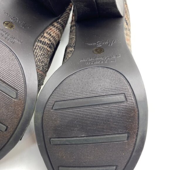 Miss Bisou Heels - Picture 6 of 8